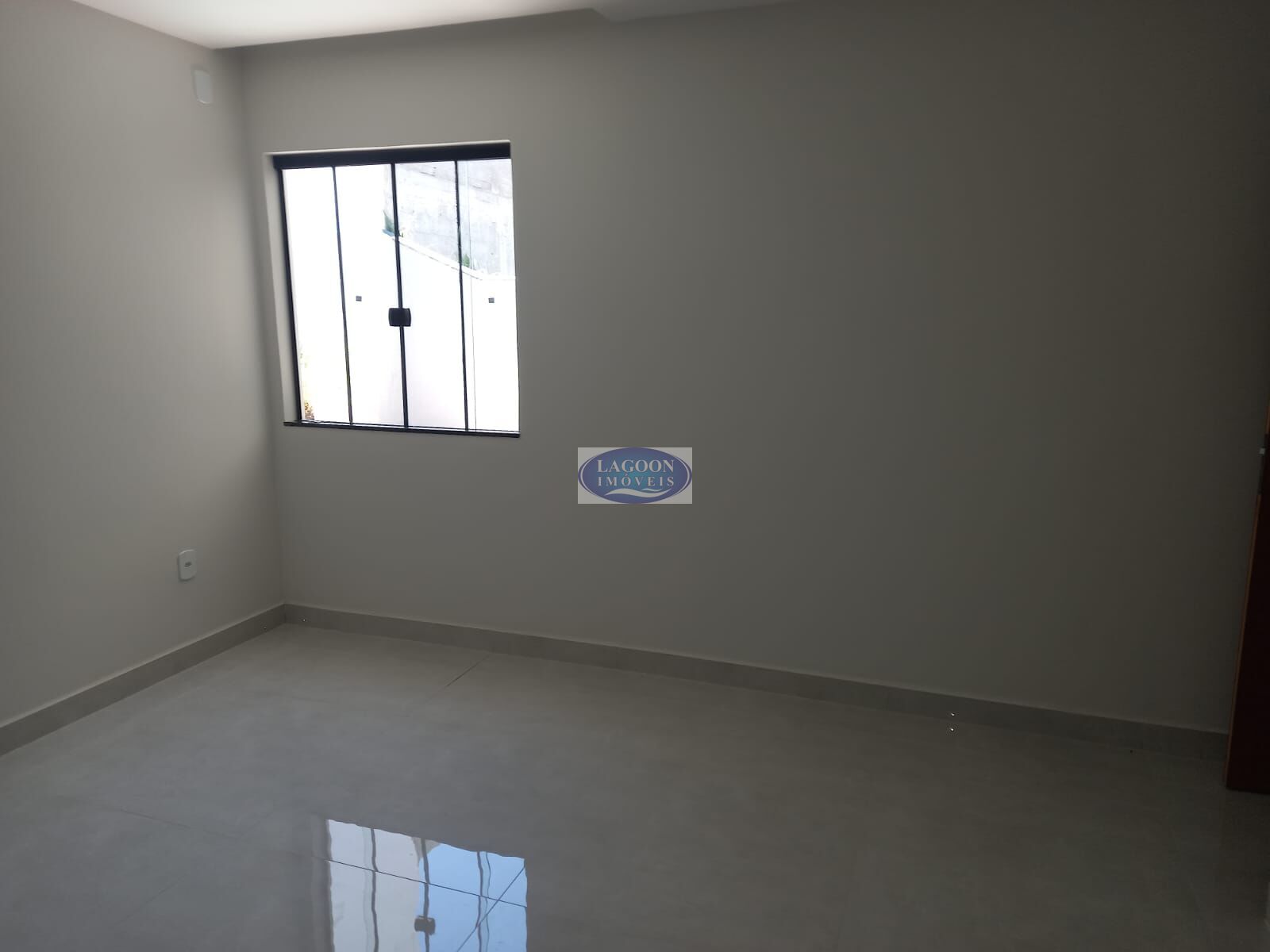 Casa à venda com 3 quartos, 126m² - Foto 8