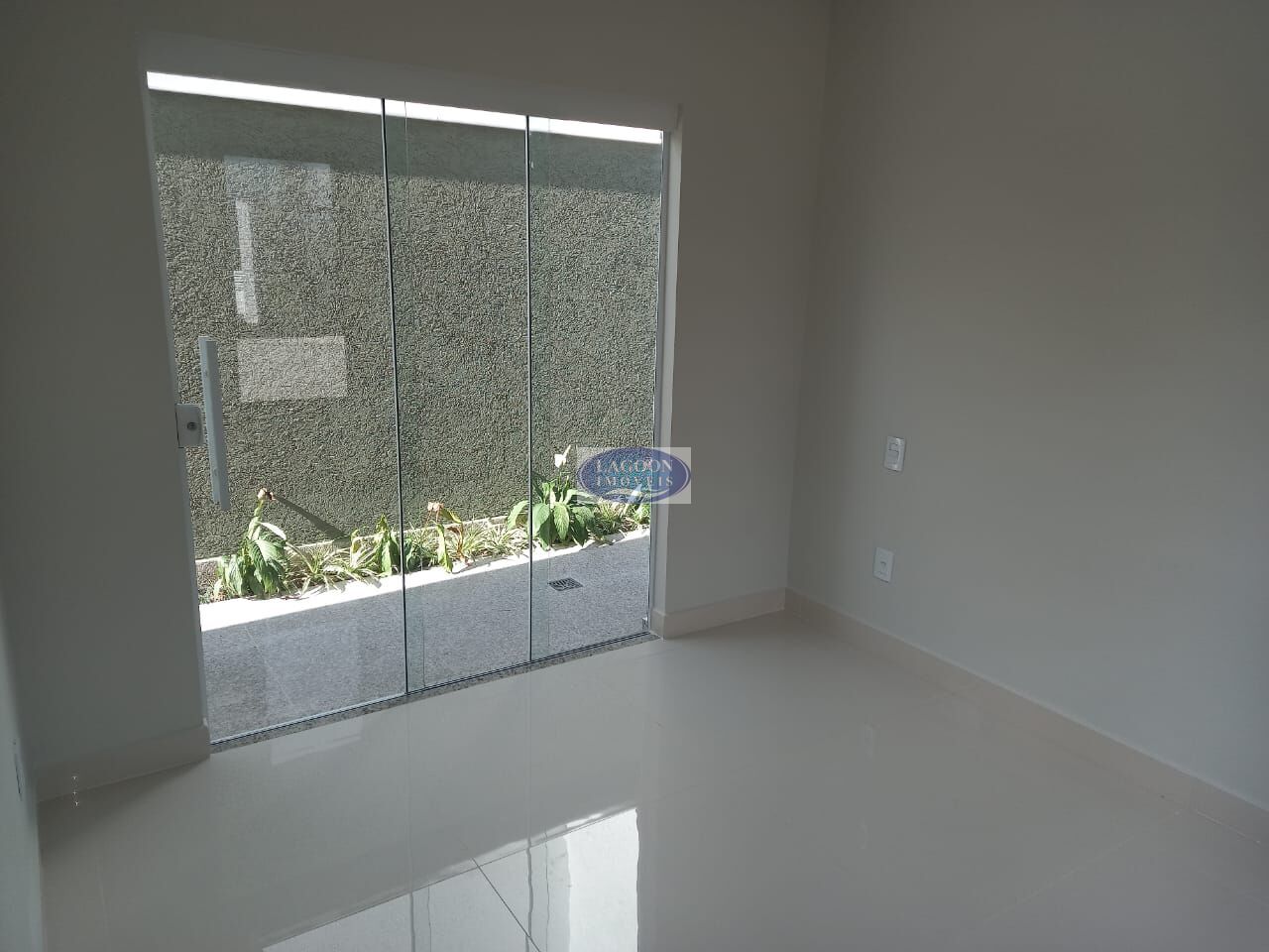 Casa de Condomínio à venda com 2 quartos, 100m² - Foto 17