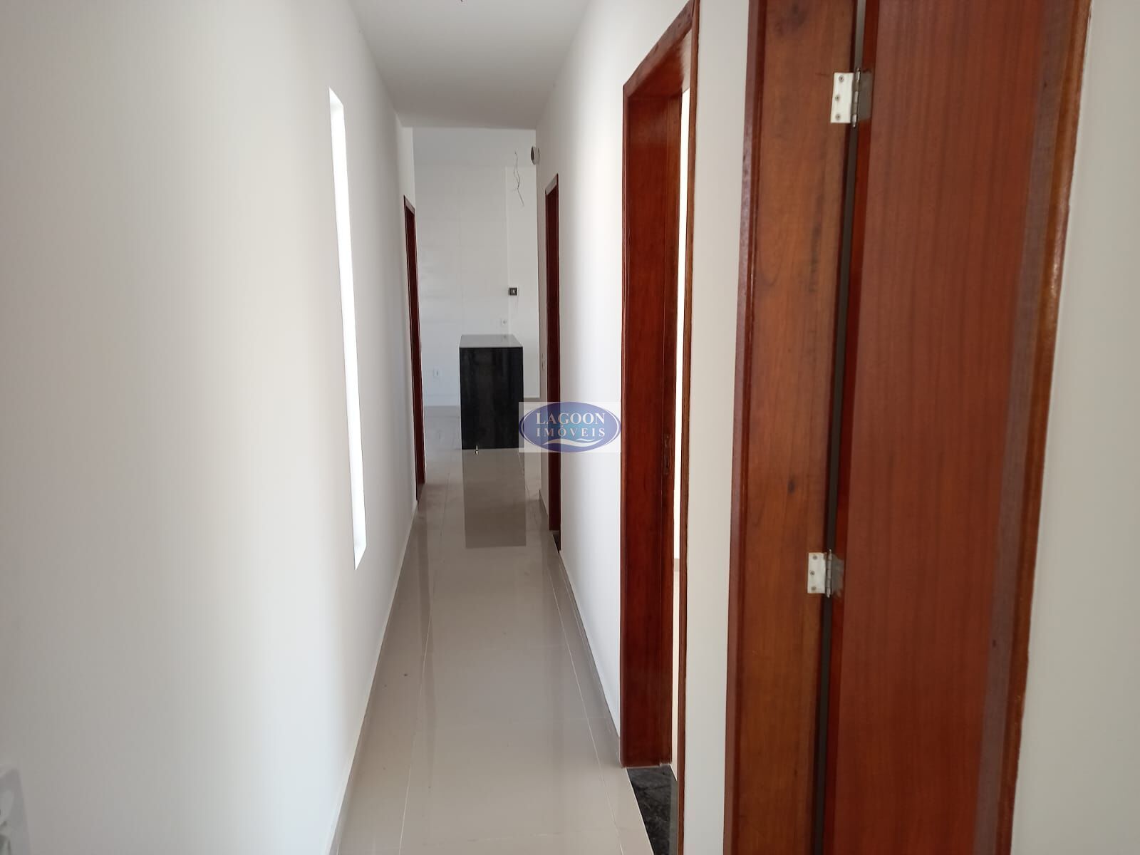 Casa à venda com 3 quartos, 104m² - Foto 16