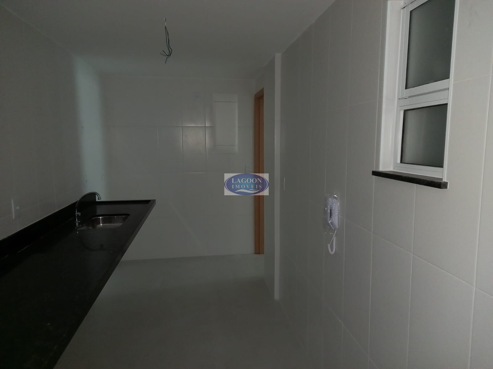 Apartamento à venda com 2 quartos, 105m² - Foto 5