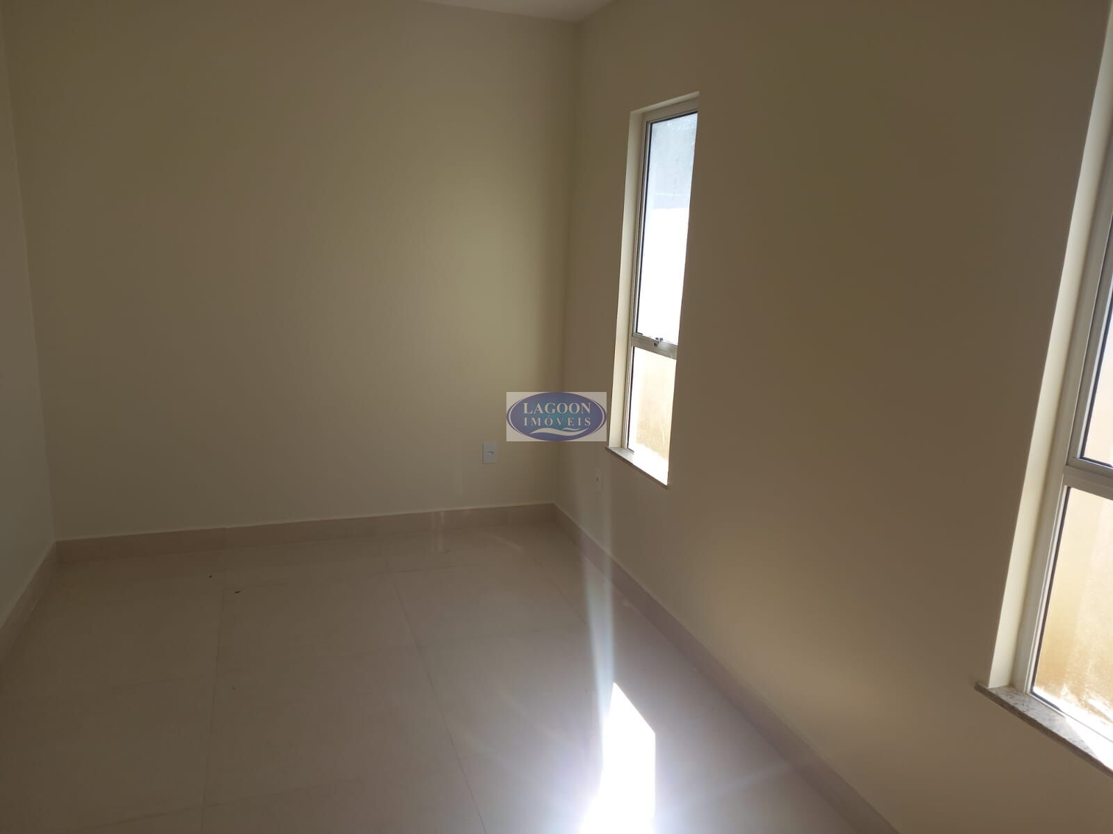 Casa à venda com 3 quartos, 135m² - Foto 13