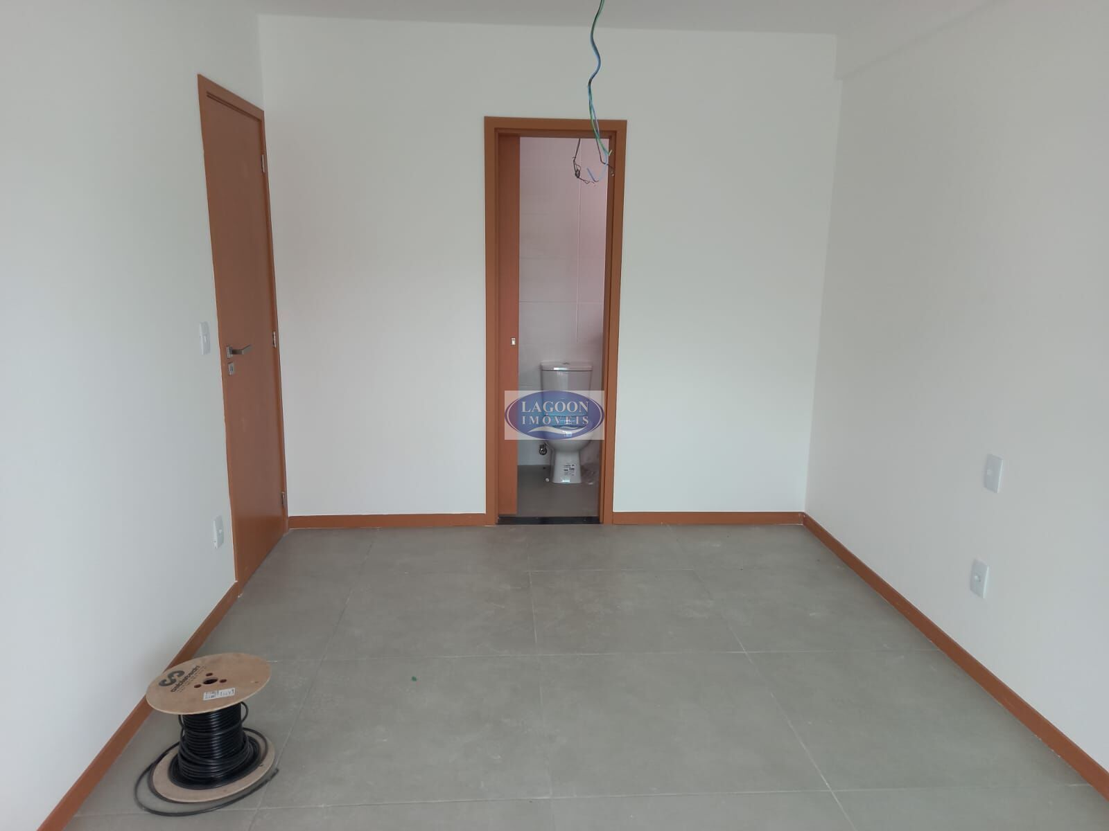 Apartamento à venda com 1 quarto, 71m² - Foto 9