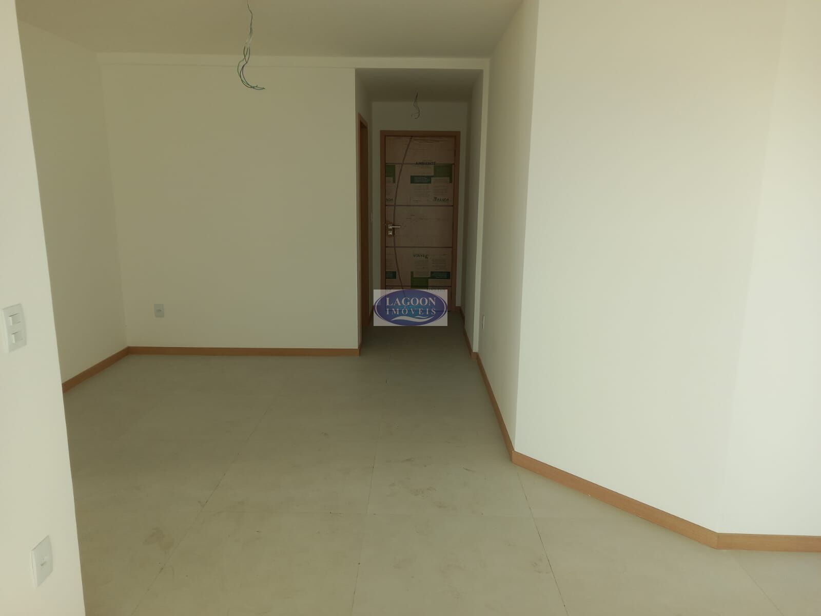 Apartamento à venda com 2 quartos, 106m² - Foto 4