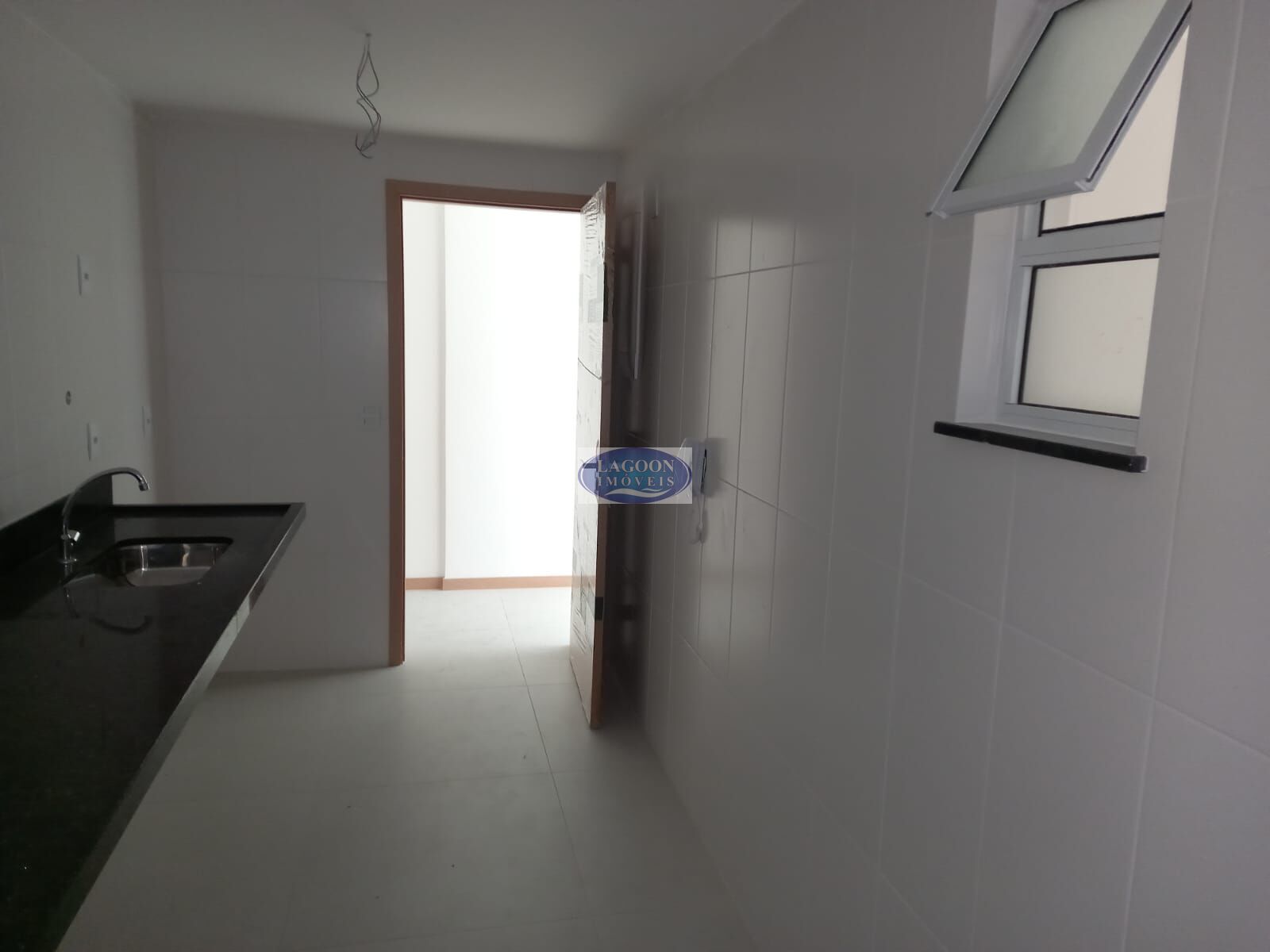 Apartamento à venda com 2 quartos, 106m² - Foto 5