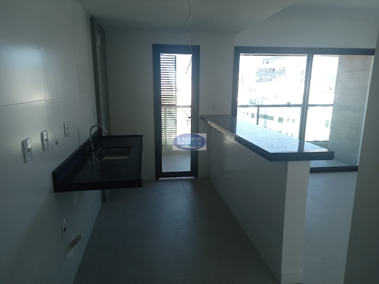 Apartamento à venda com 2 quartos, 81m² - Foto 12