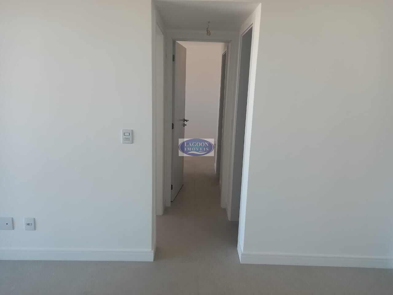 Apartamento à venda com 2 quartos, 81m² - Foto 13