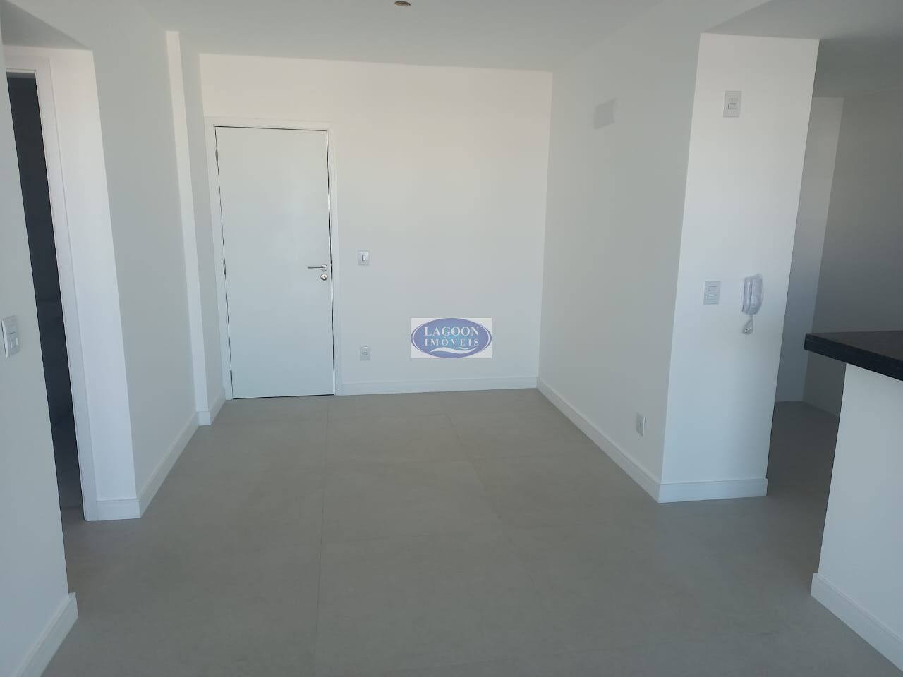 Apartamento à venda com 2 quartos, 81m² - Foto 8