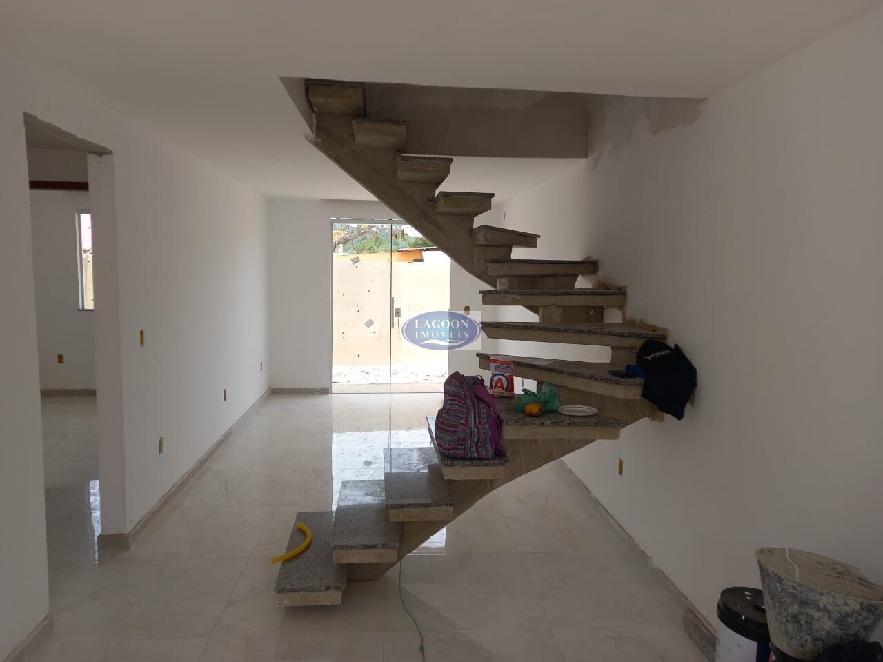 Casa à venda com 4 quartos, 120m² - Foto 4