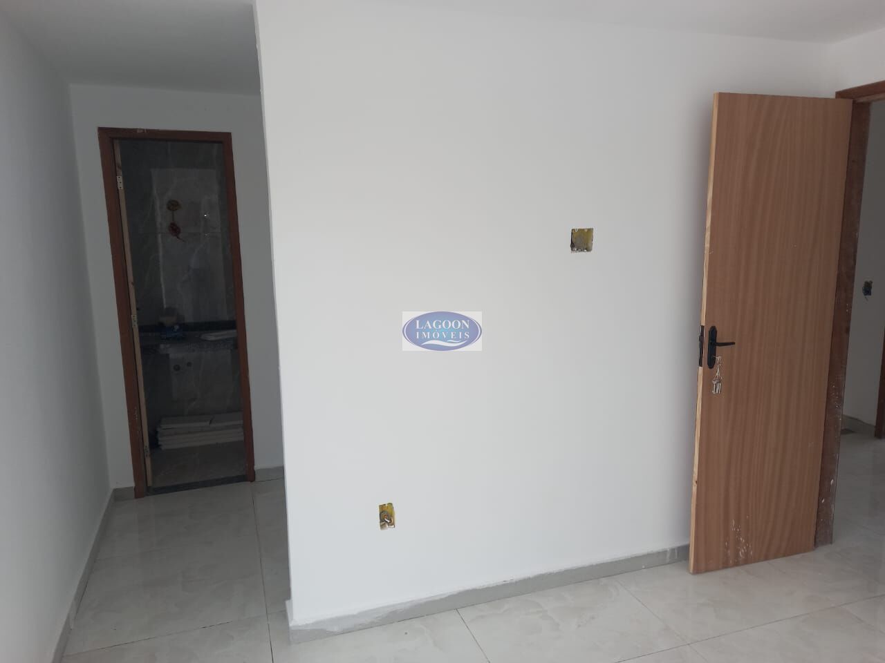 Casa à venda com 4 quartos, 120m² - Foto 10