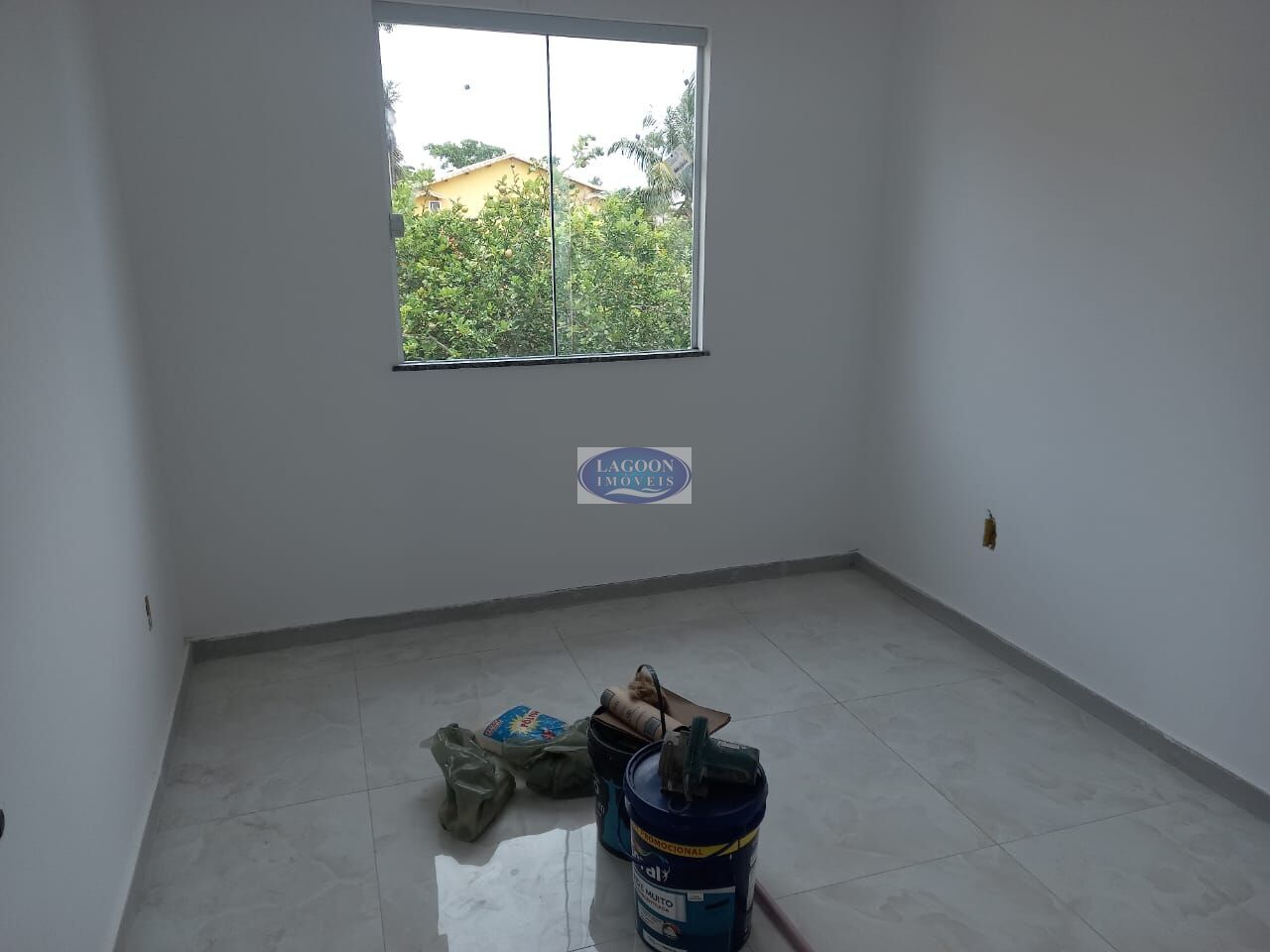 Casa à venda com 4 quartos, 120m² - Foto 16