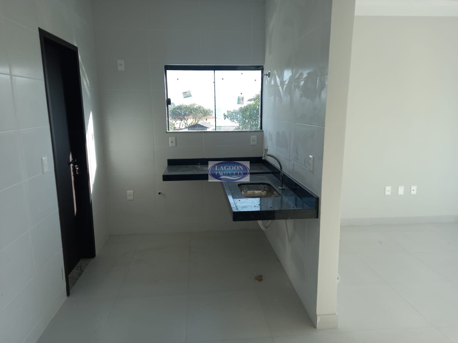 Apartamento à venda com 2 quartos, 68m² - Foto 7