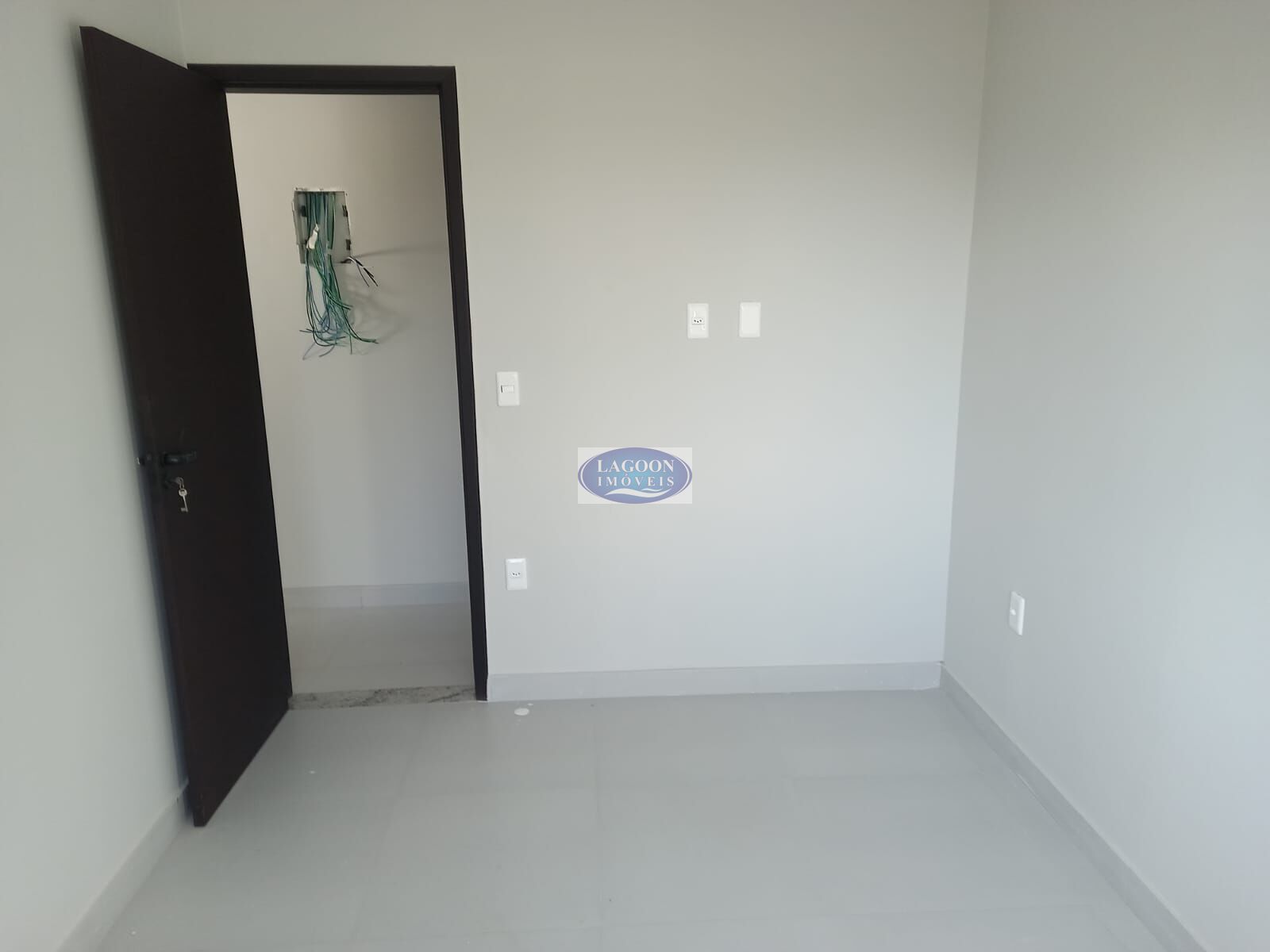 Apartamento à venda com 2 quartos, 68m² - Foto 12