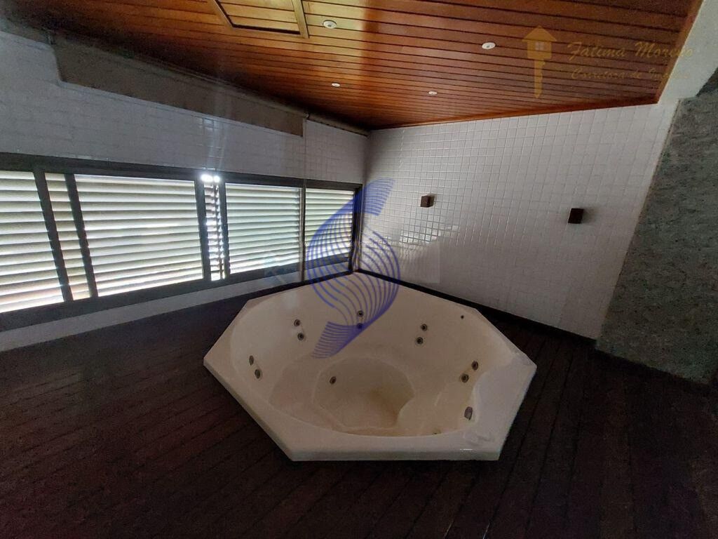 Apartamento à venda com 3 quartos, 137m² - Foto 25