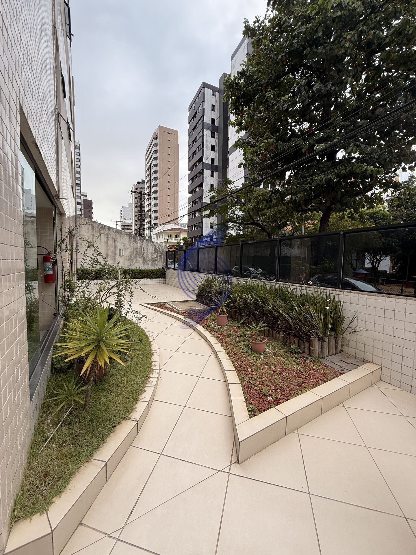 Apartamento à venda com 3 quartos, 98m² - Foto 28