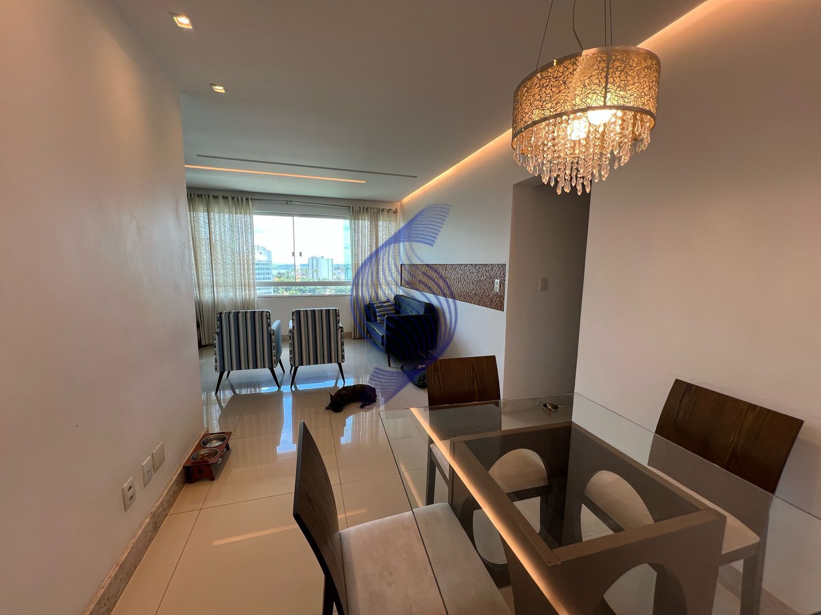 Apartamento à venda com 3 quartos, 110m² - Foto 3