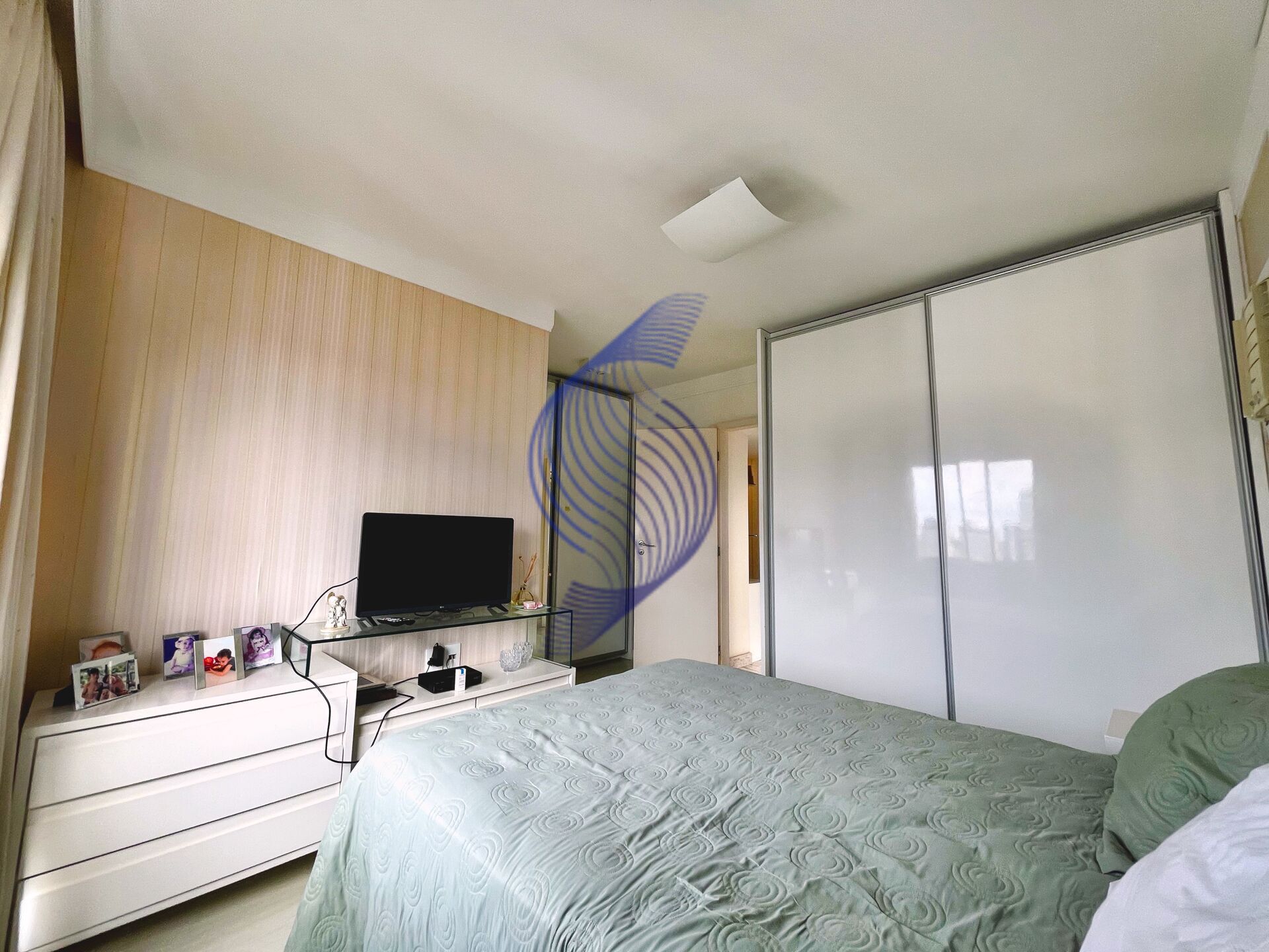 Apartamento à venda com 4 quartos, 140m² - Foto 17