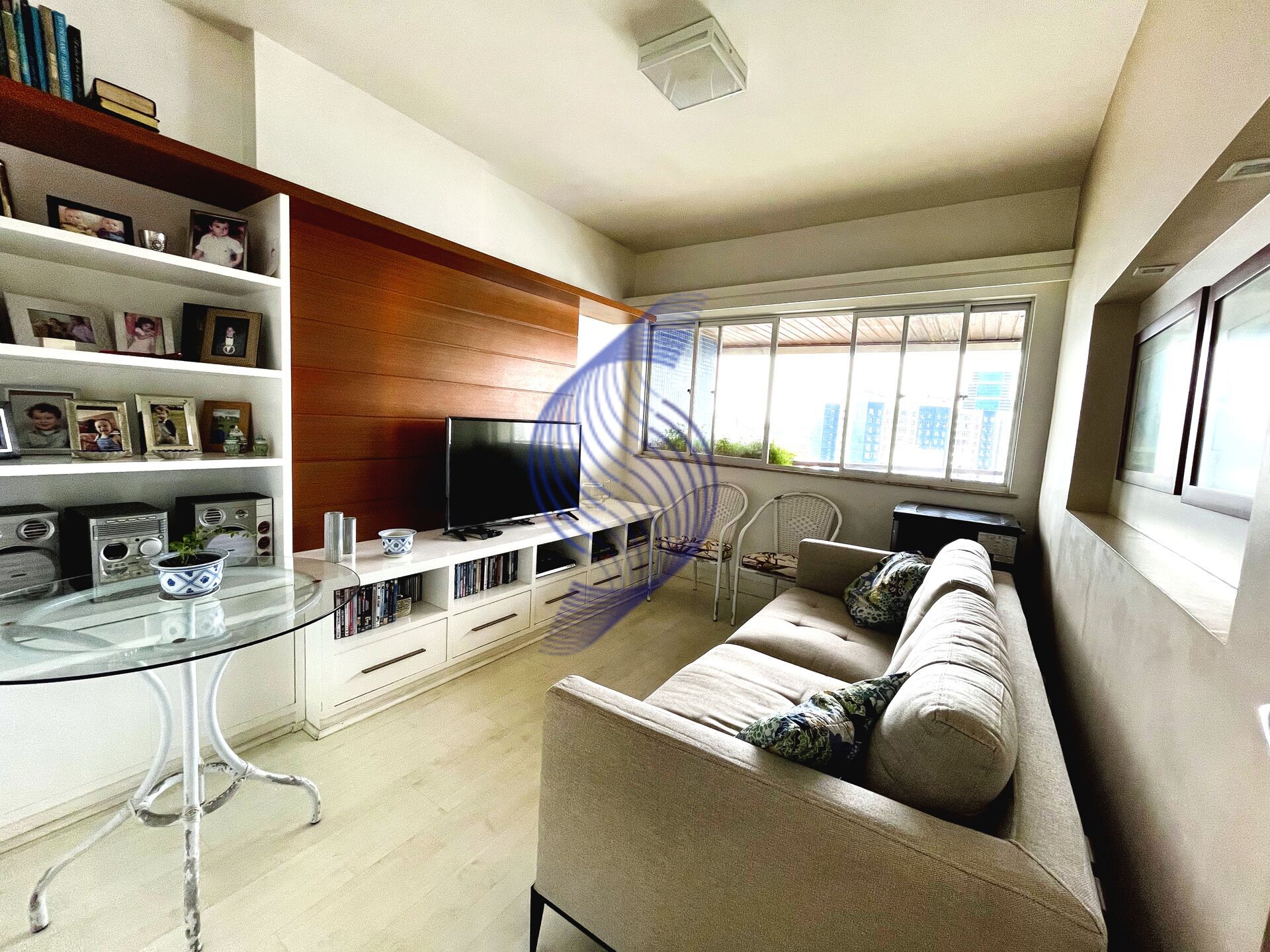 Apartamento à venda com 4 quartos, 140m² - Foto 9