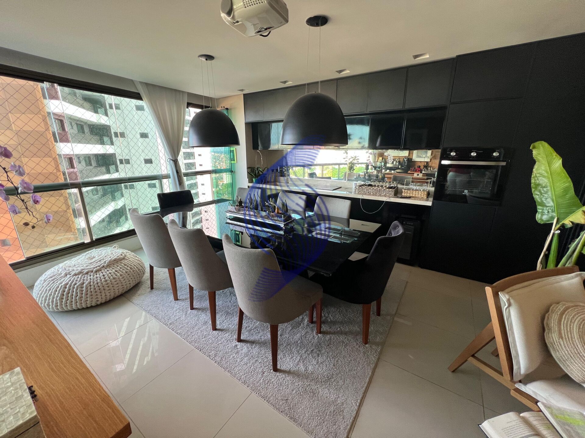 Apartamento à venda com 3 quartos, 154m² - Foto 9