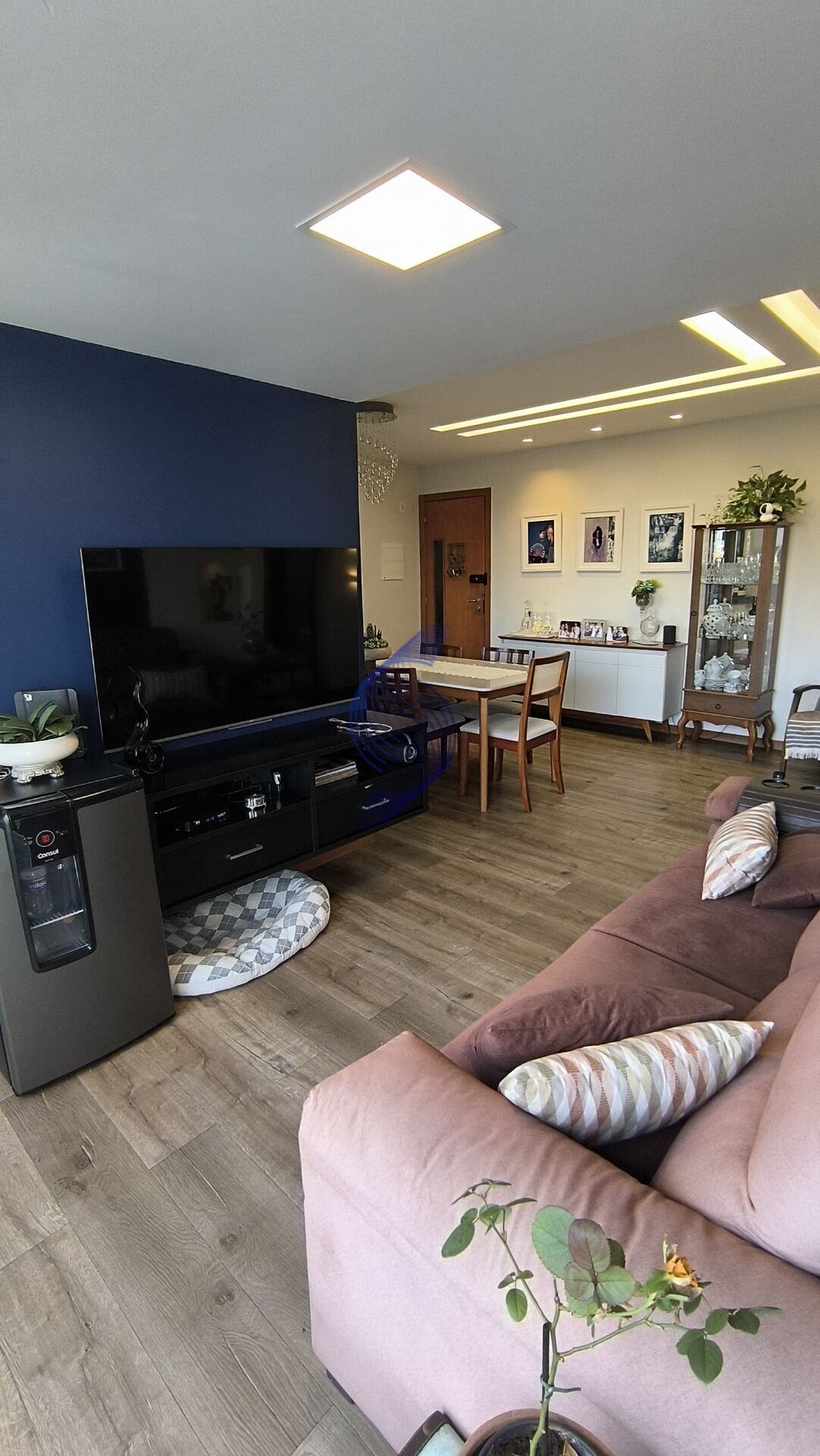 Apartamento à venda com 2 quartos, 76m² - Foto 2