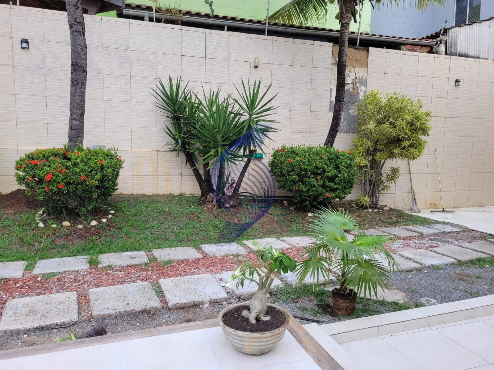 Casa para alugar com 4 quartos, 350m² - Foto 15