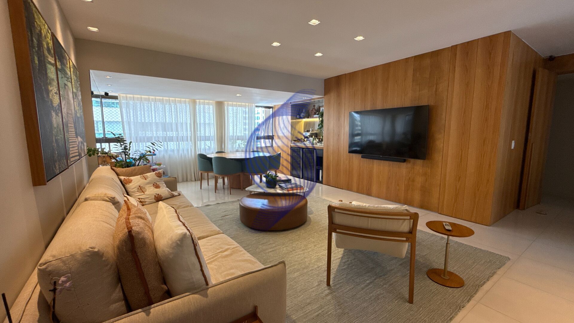 Apartamento à venda com 2 quartos, 130m² - Foto 3
