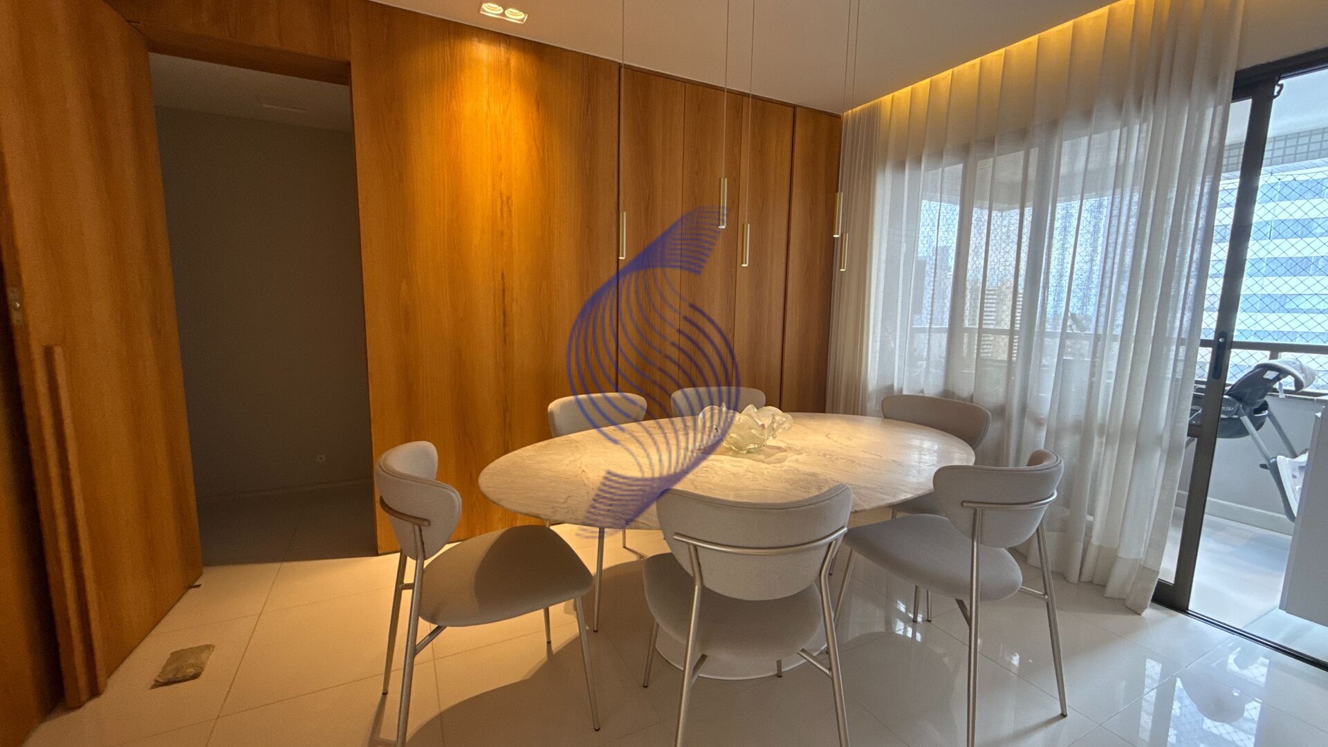 Apartamento à venda com 2 quartos, 130m² - Foto 7