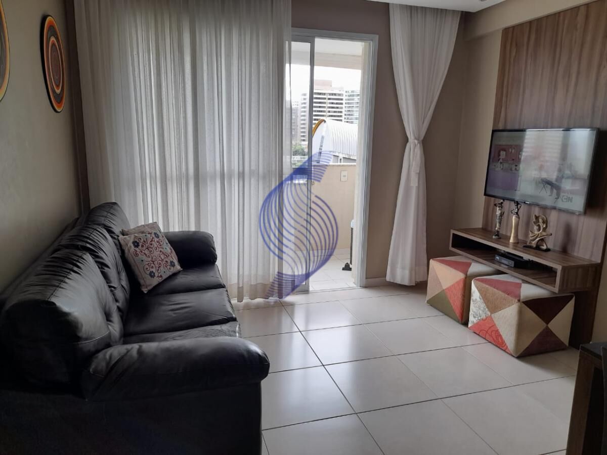 Apartamento à venda com 2 quartos, 65m² - Foto 2