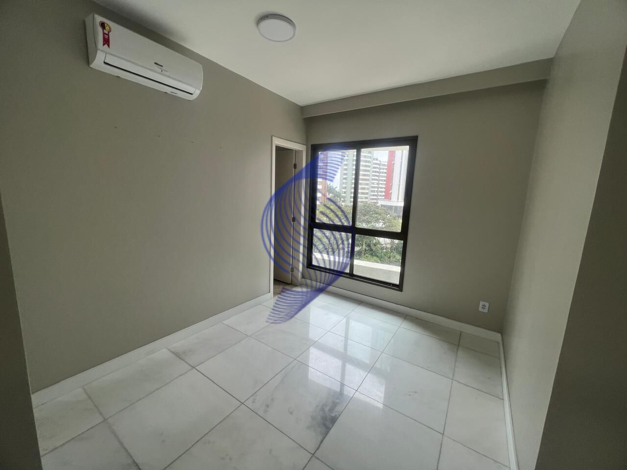 Apartamento à venda com 2 quartos, 80m² - Foto 11