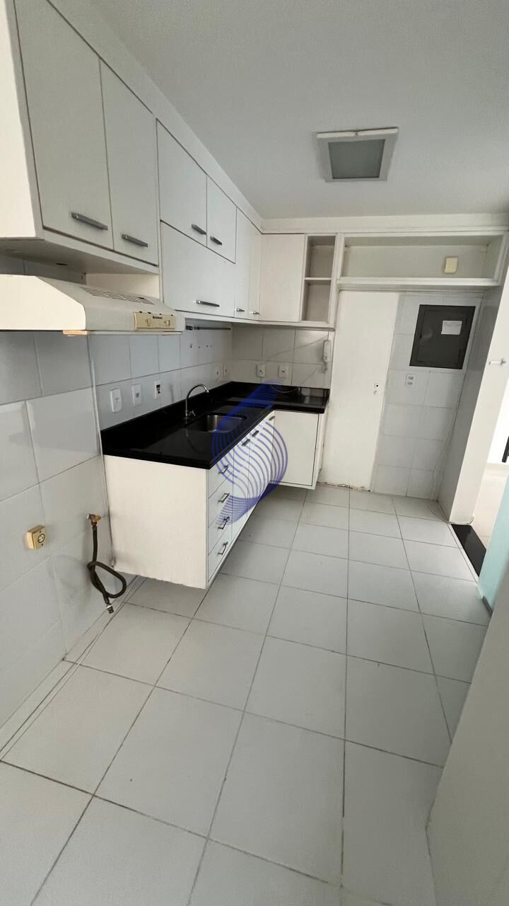 Apartamento à venda com 2 quartos, 74m² - Foto 4