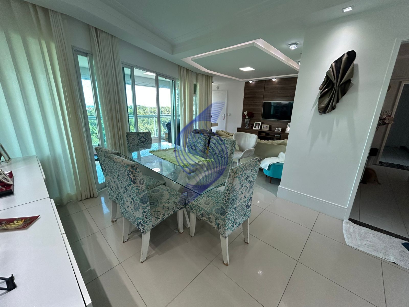 Apartamento à venda com 3 quartos, 130m² - Foto 5