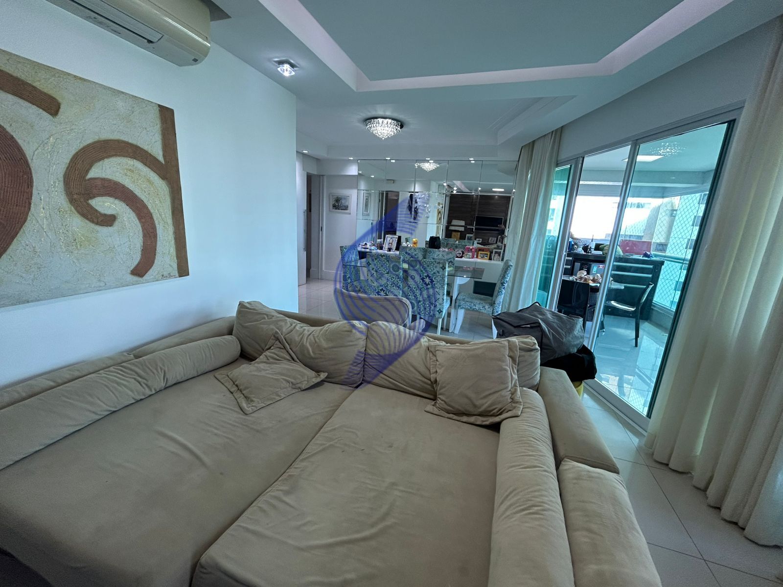 Apartamento à venda com 3 quartos, 130m² - Foto 4