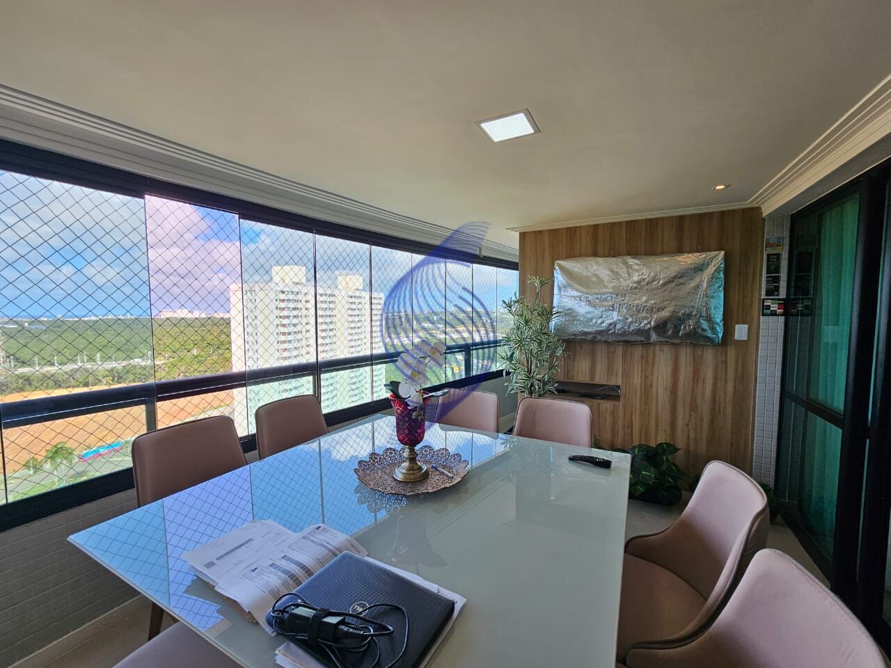 Apartamento à venda com 3 quartos, 113m² - Foto 3