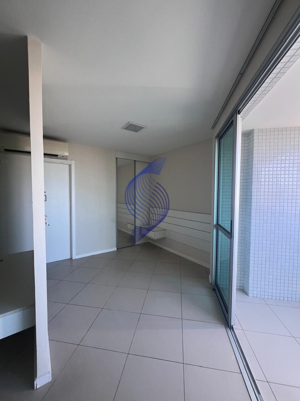 Apartamento à venda com 1 quarto, 42m² - Foto 5