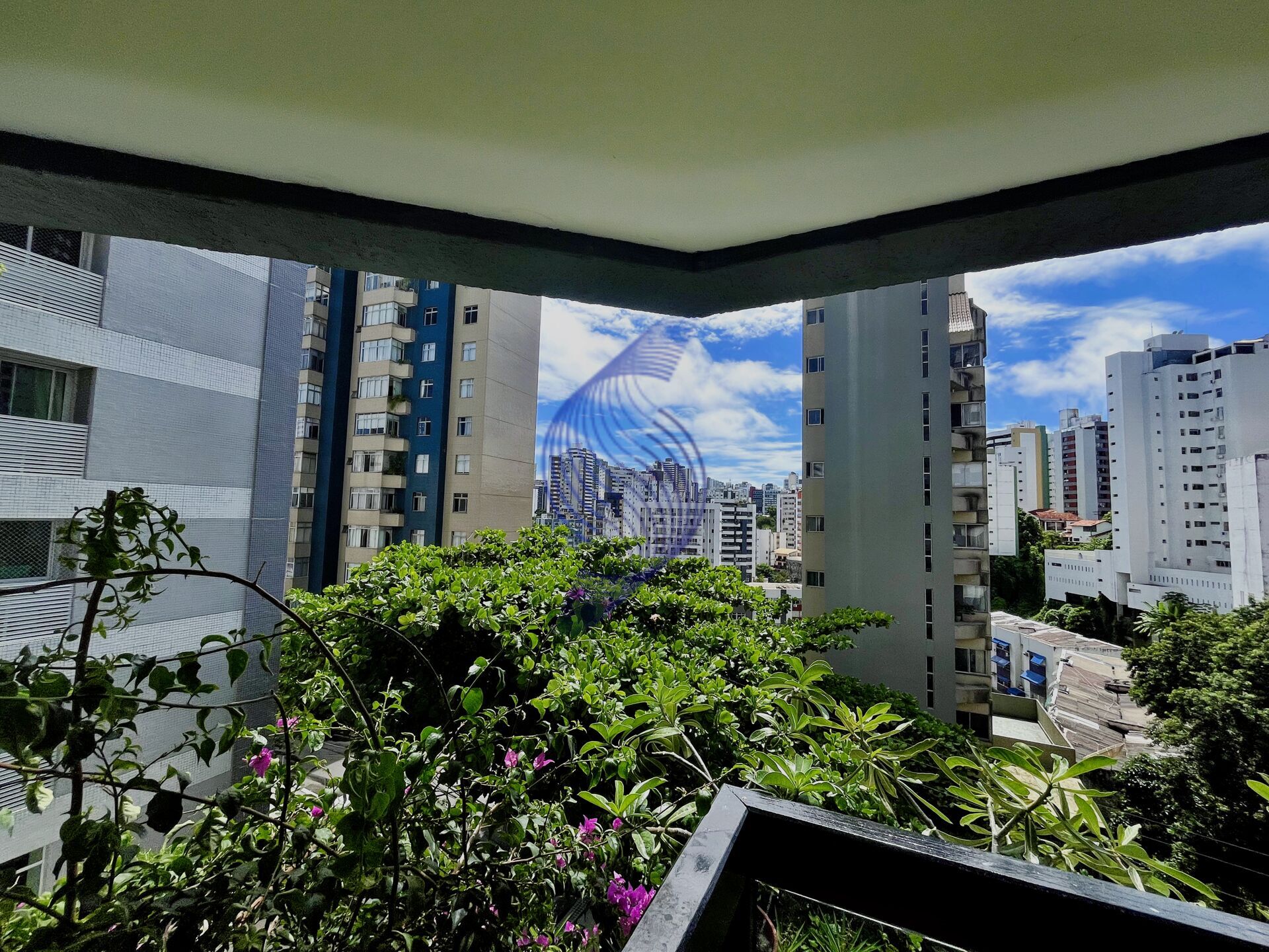 Apartamento à venda com 4 quartos, 200m² - Foto 32