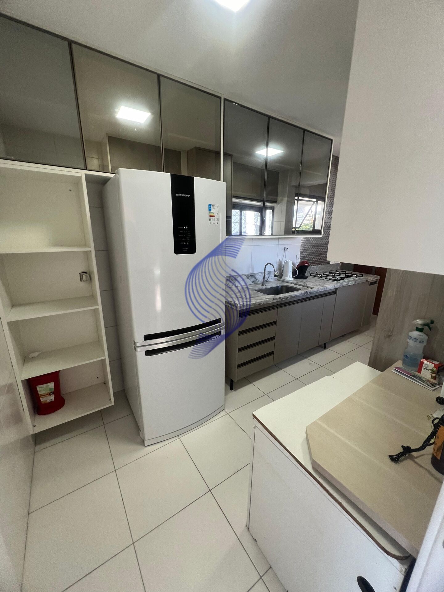 Apartamento à venda com 3 quartos, 171m² - Foto 9