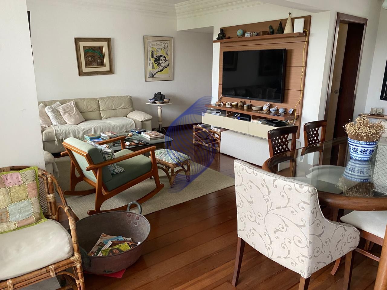 Apartamento à venda com 4 quartos, 146m² - Foto 2