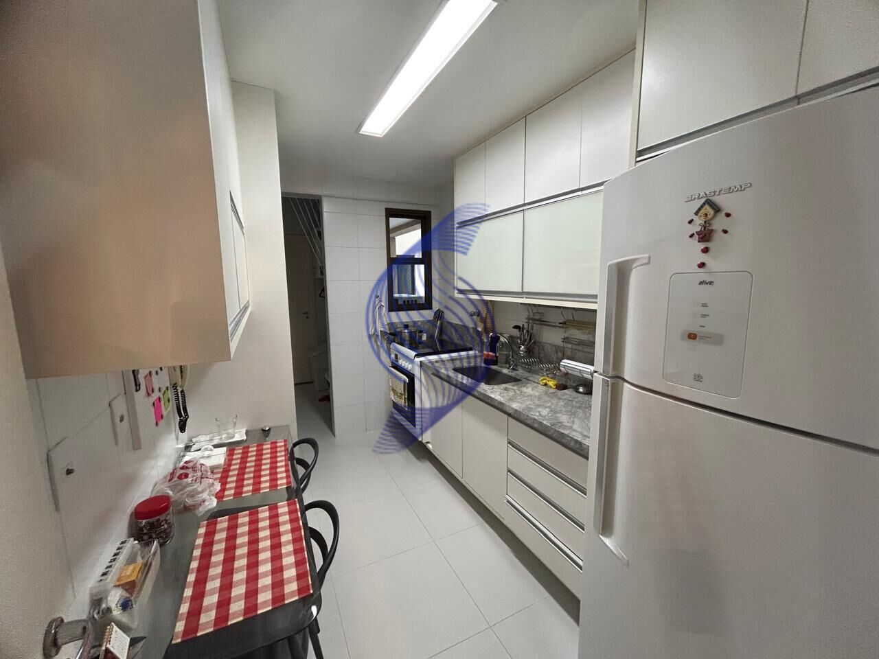 Apartamento à venda com 3 quartos, 130m² - Foto 11