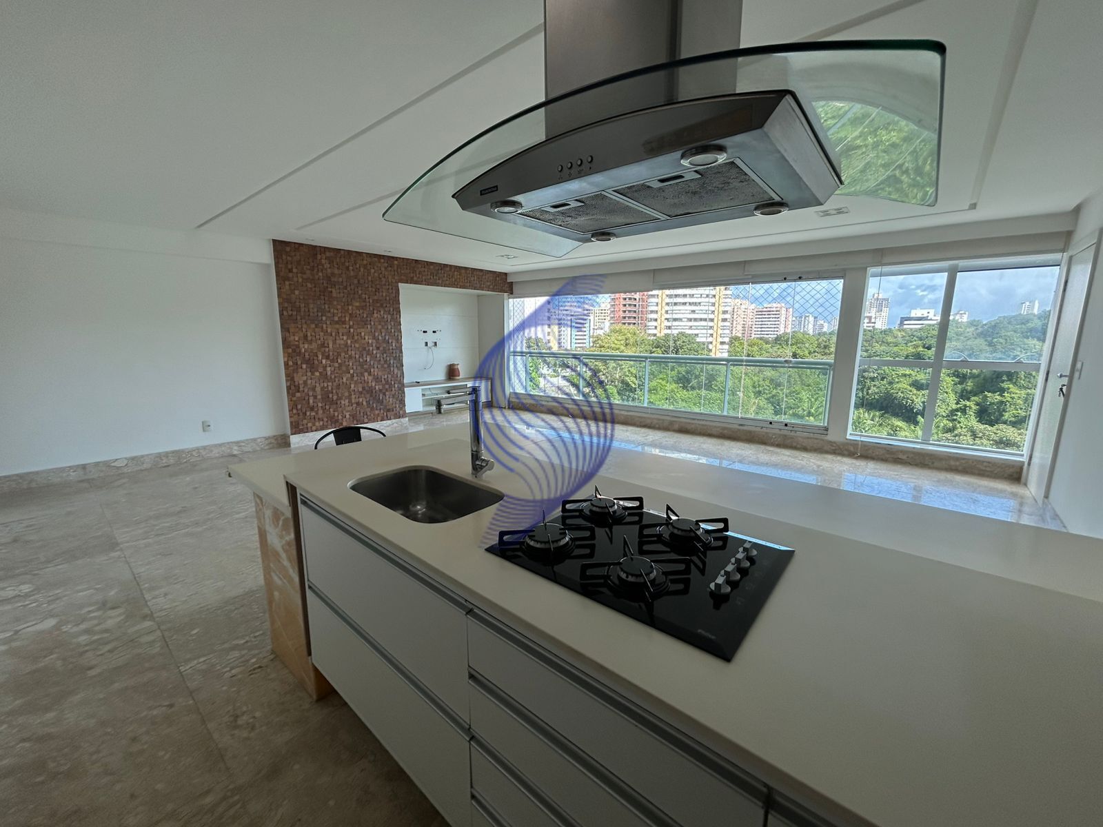 Apartamento à venda com 2 quartos, 130m² - Foto 2
