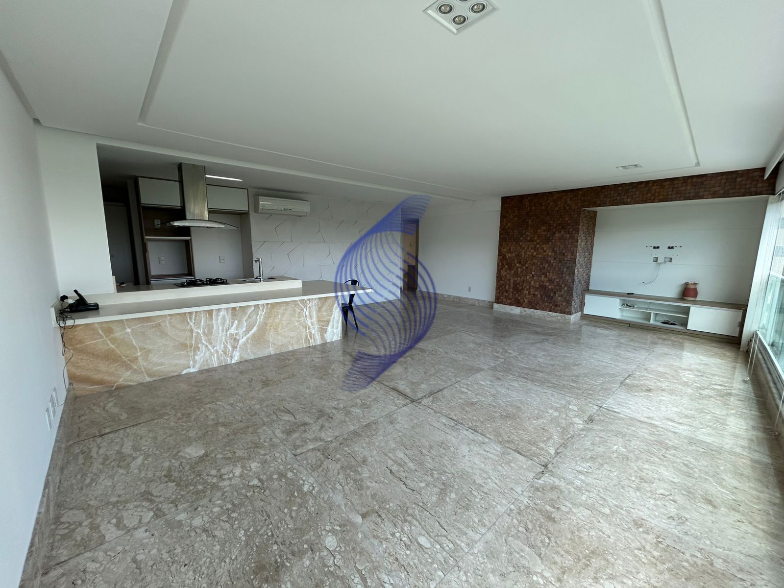 Apartamento à venda com 2 quartos, 130m² - Foto 4