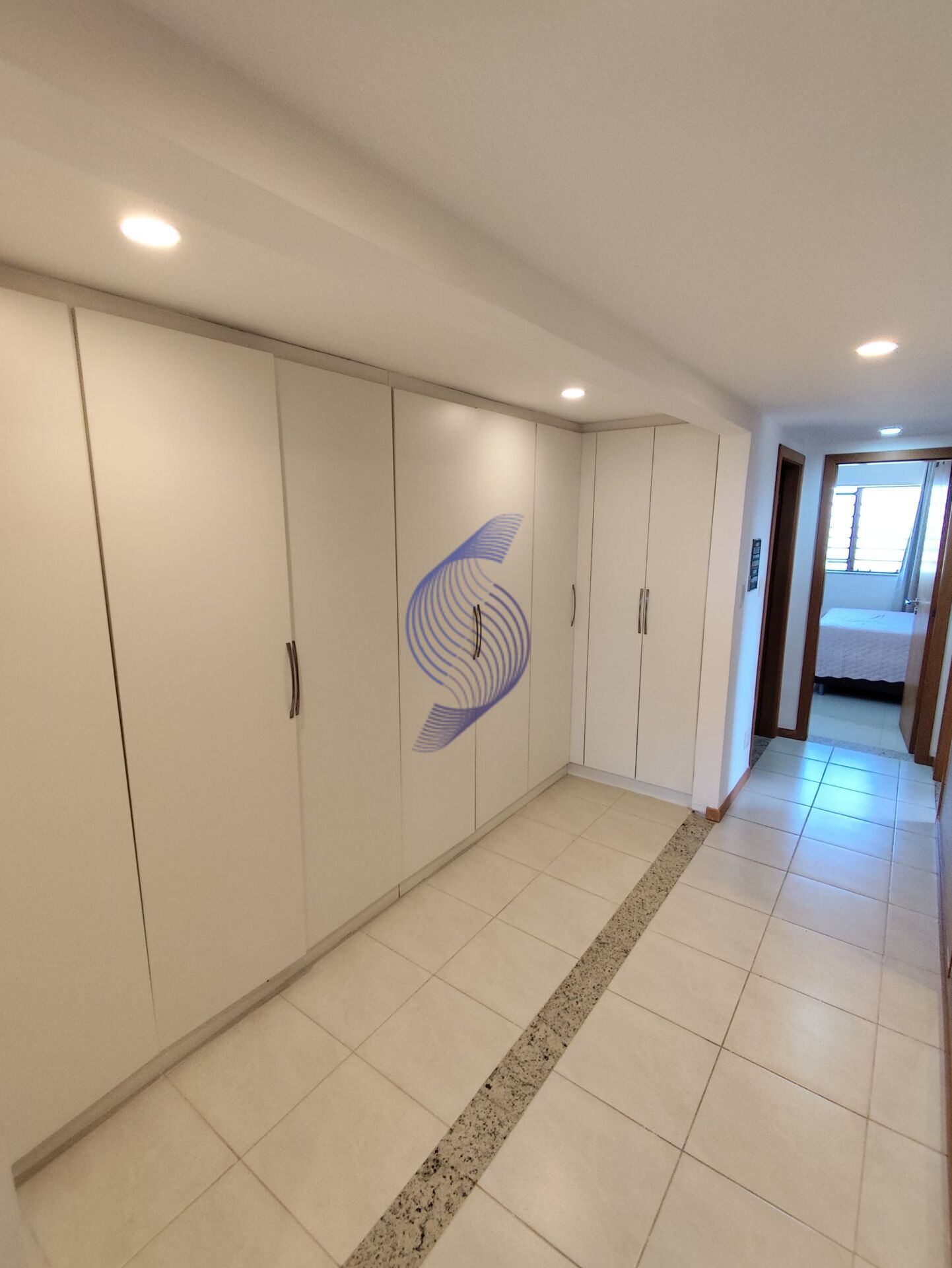 Apartamento à venda com 4 quartos, 276m² - Foto 17