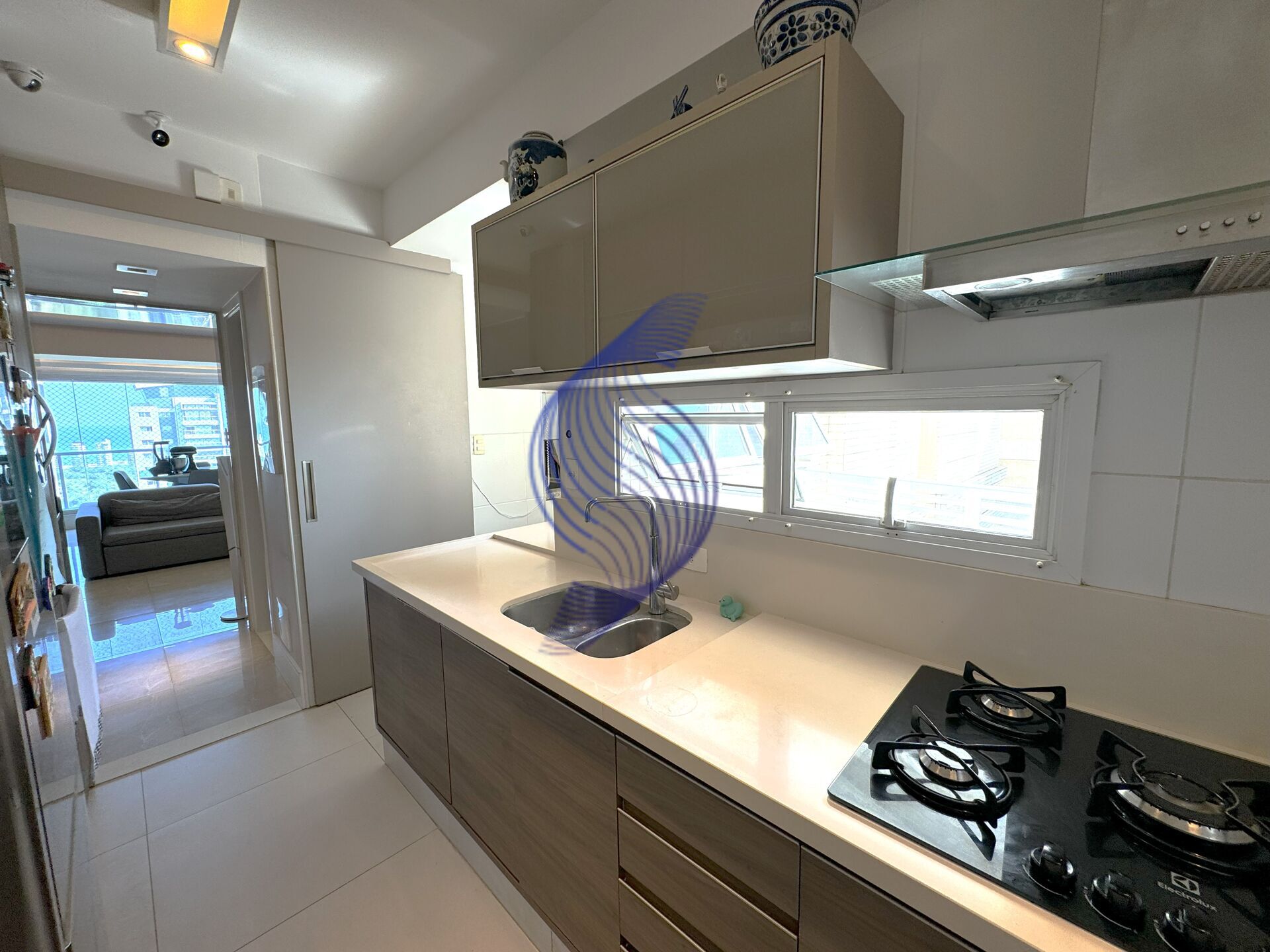 Apartamento à venda com 2 quartos, 110m² - Foto 8