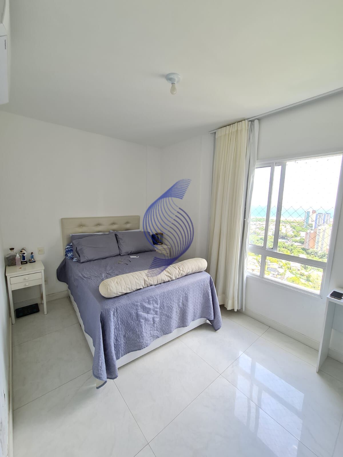 Apartamento à venda com 3 quartos, 110m² - Foto 11