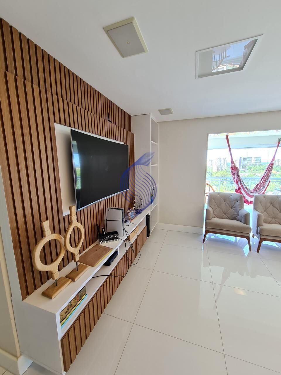 Apartamento à venda com 3 quartos, 130m² - Foto 9