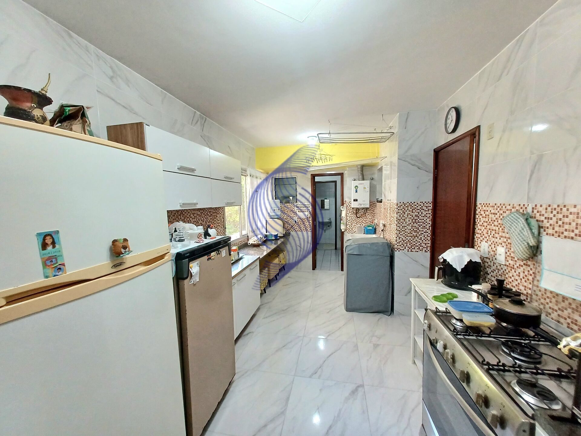 Apartamento à venda com 3 quartos, 108m² - Foto 9