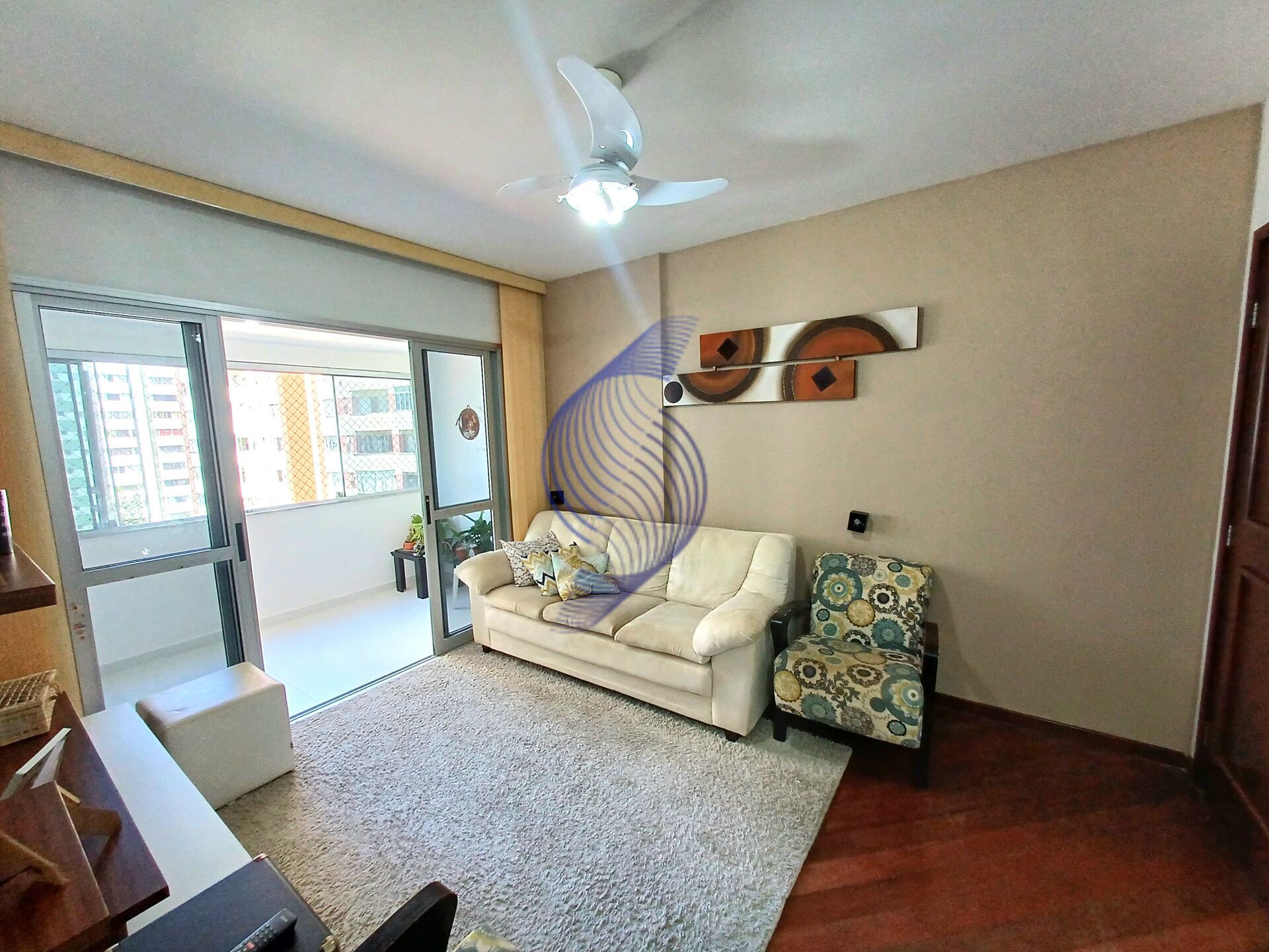 Apartamento à venda com 3 quartos, 108m² - Foto 3