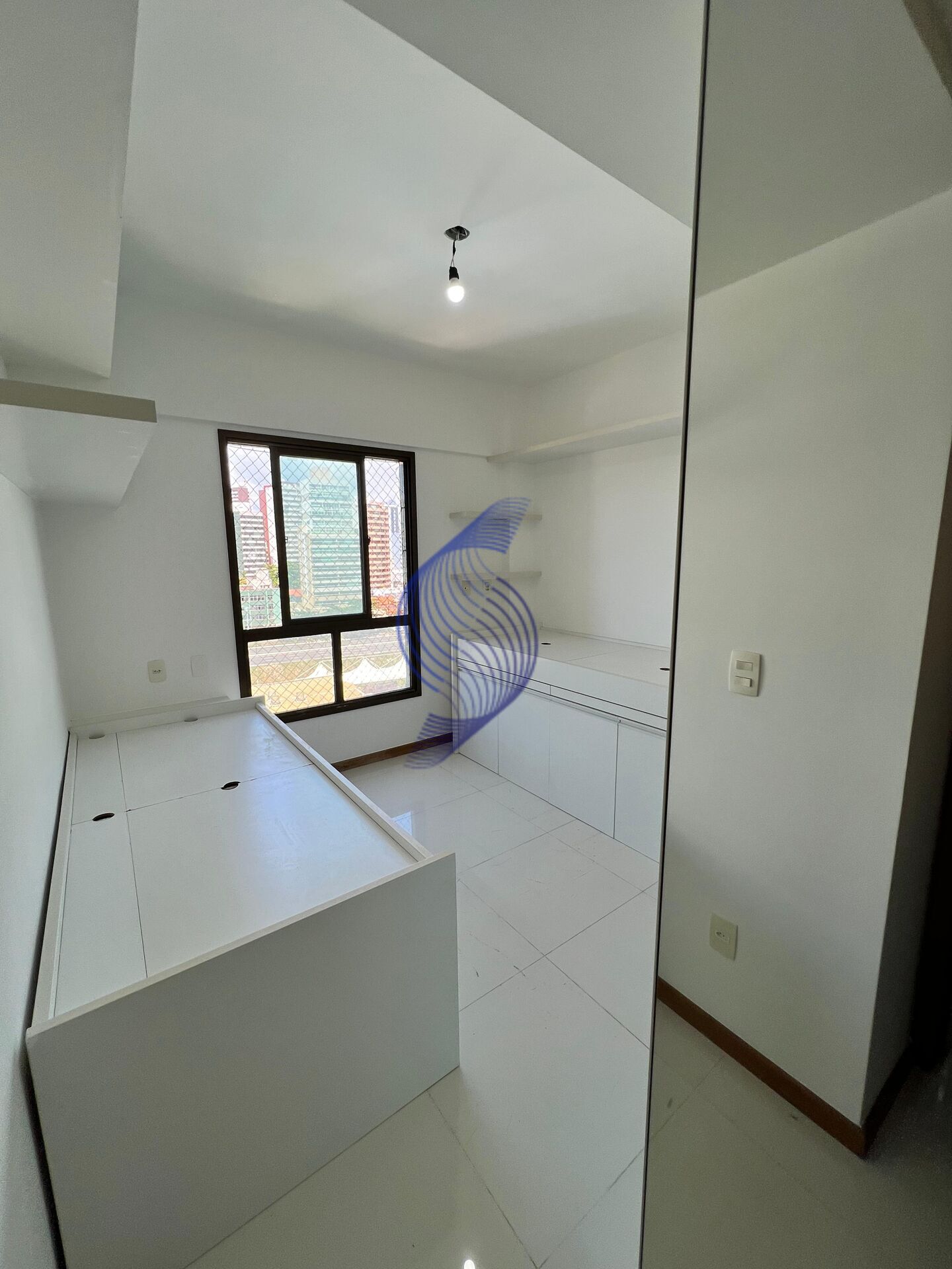 Apartamento à venda com 3 quartos, 106m² - Foto 18