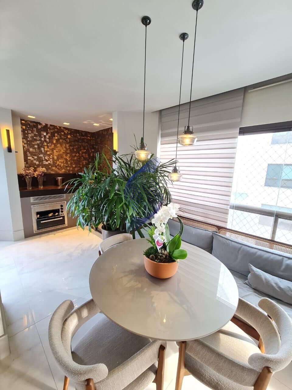 Apartamento à venda com 4 quartos, 276m² - Foto 12