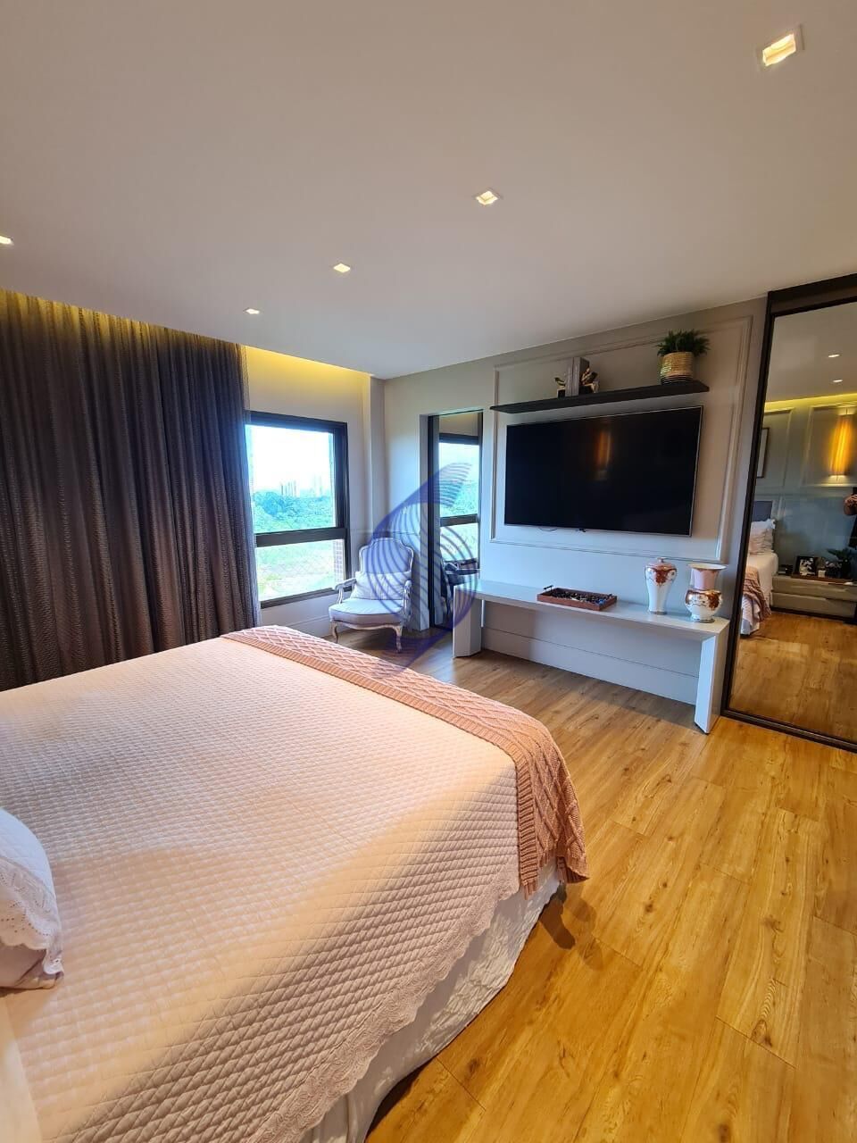 Apartamento à venda com 4 quartos, 276m² - Foto 33