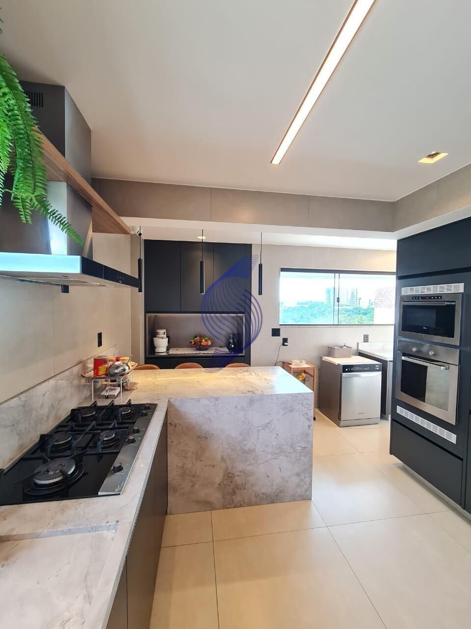 Apartamento à venda com 4 quartos, 276m² - Foto 18