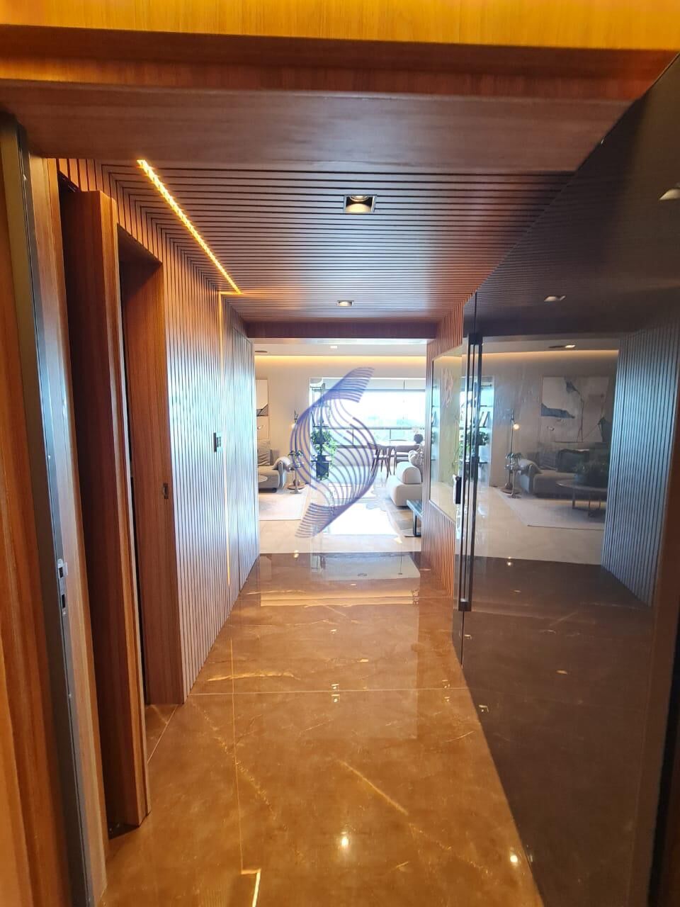 Apartamento à venda com 4 quartos, 276m² - Foto 3